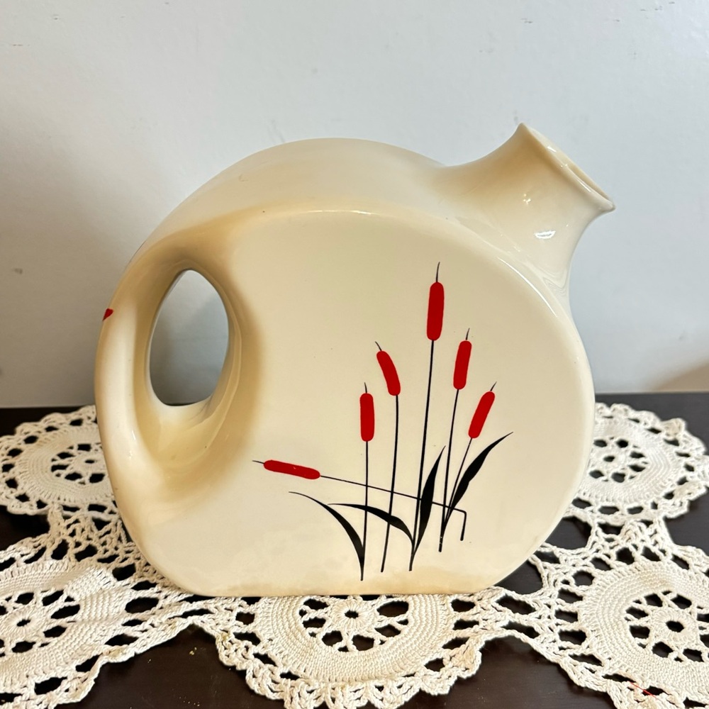Vintage MCM Universal Pottery Cambridge 1940s Cattails Water Pitcher Oven Proof